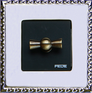 Рамки FEDE Toledo (блестящий хром) Рамки FEDE Toledo (блестящий хром)